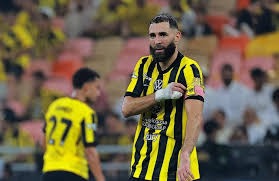 2024 赛季：洋基队贾吉（Aaron Judge）达成生涯第 300 支本垒打，史上最快